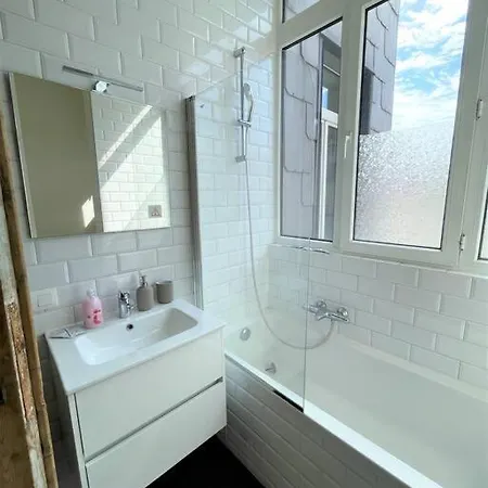 The Oasis Apartment, 2 Bedrooms South * Antwerp