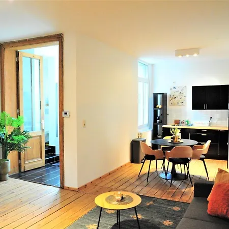 Apartment The Oasis Apartment, 2 Bedrooms South Antwerp